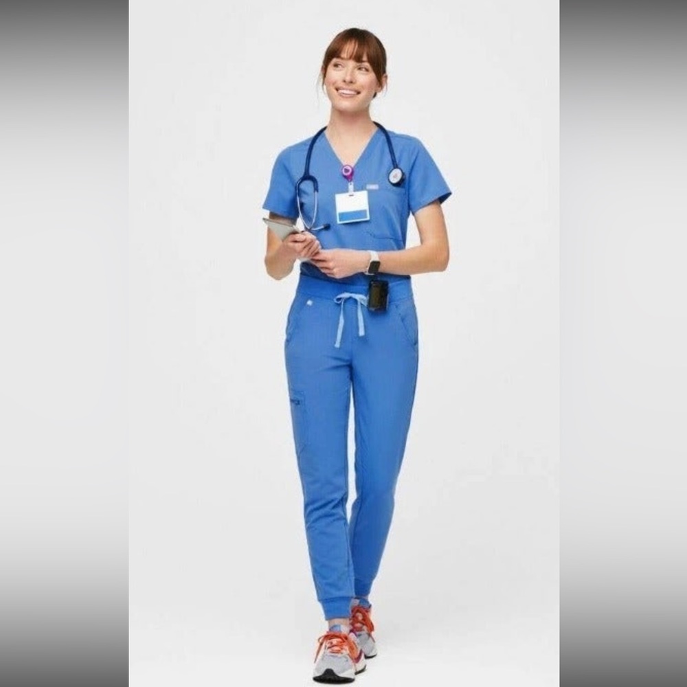 Capri Blue Figs Scrub set